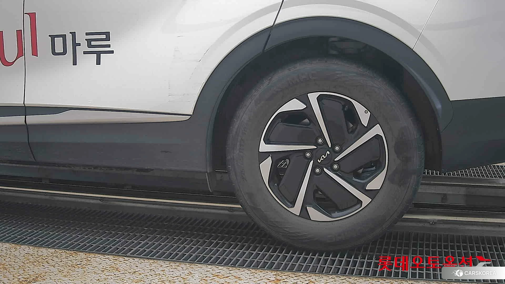 Kia Sportage Hybrid id 4679361 из Кореи 14