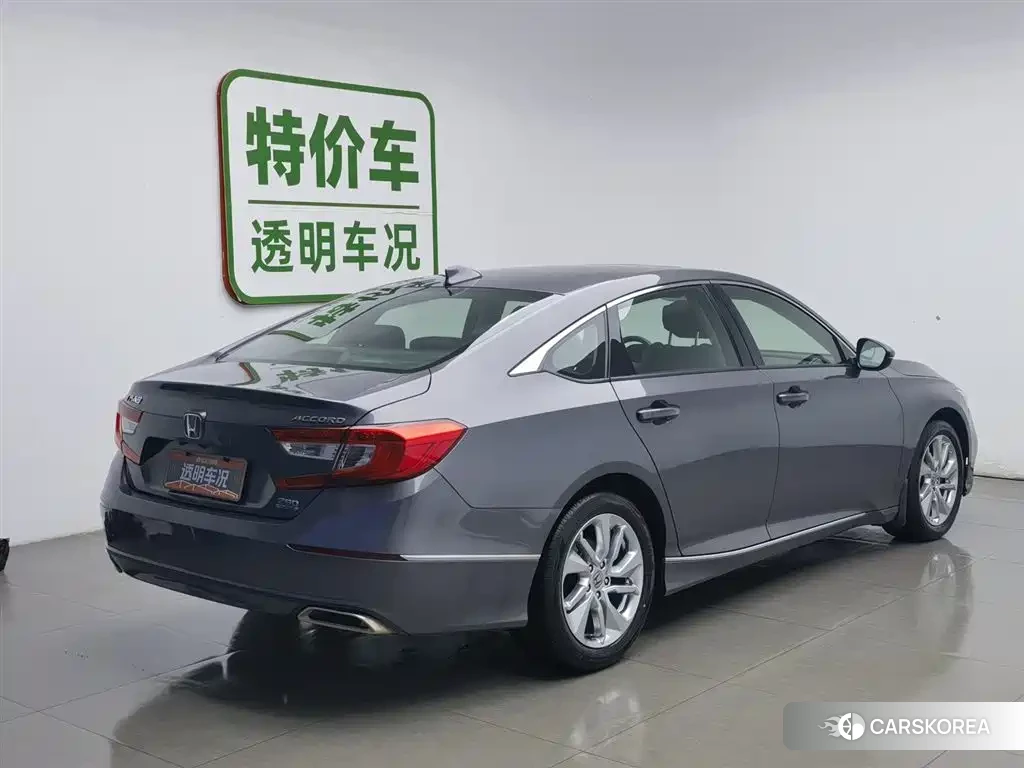 Honda Accord id 4565362 из Китая 14