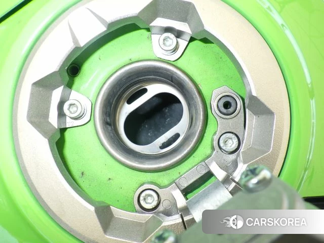 Kawasaki ZX-10R NINJA ABS id 4192702 из Японии 14