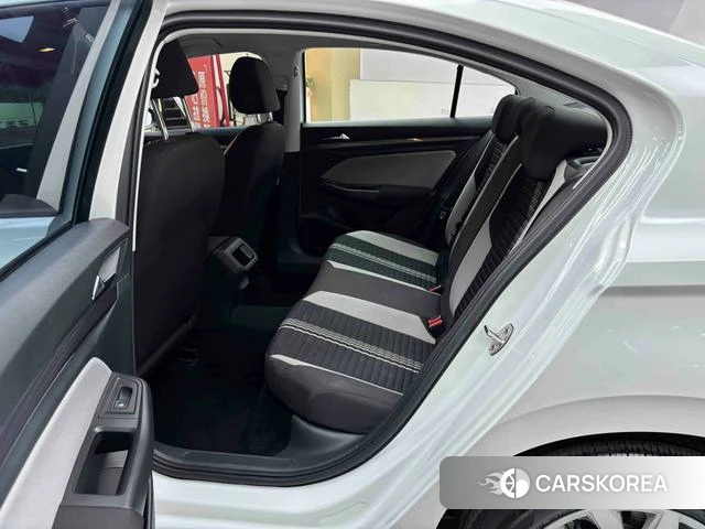 Volkswagen Bora id 4298202 из Китая 14