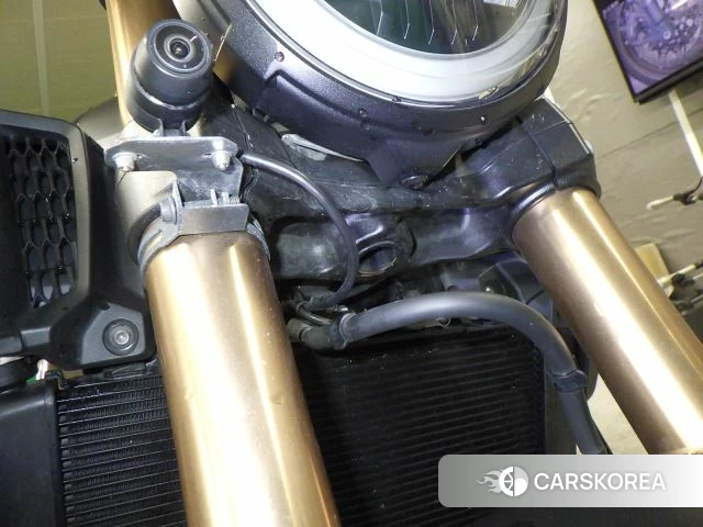 Honda CB650R id 3949444 из Японии 14