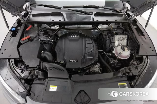 Audi Q5L Sportback id 4210702 из Китая 12