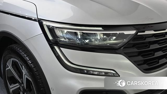Renault Korea (Samsung) The New QM6 id 4941165 из Кореи 14