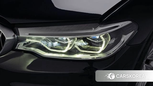 BMW 5 Series (G30) id 4907182 из Кореи 14
