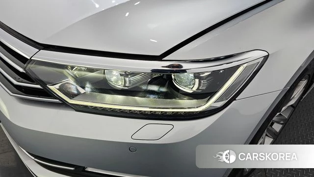 Volkswagen Passat GT (B8) id 4269453 из Кореи 14