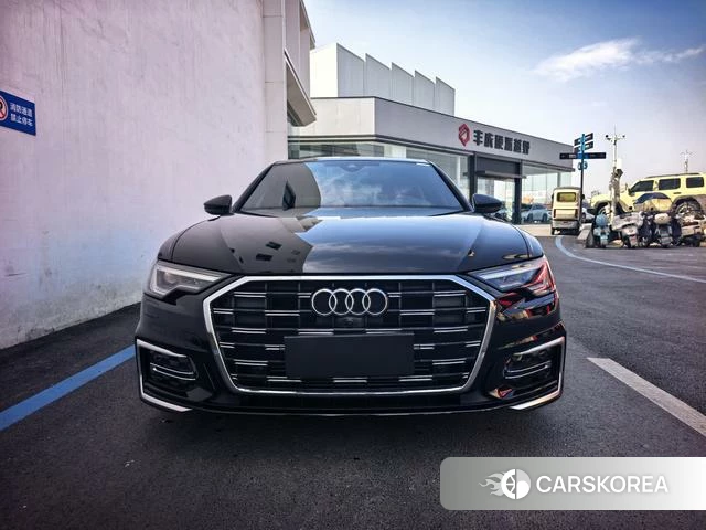 Audi A6L id 4314696 из Китая 14