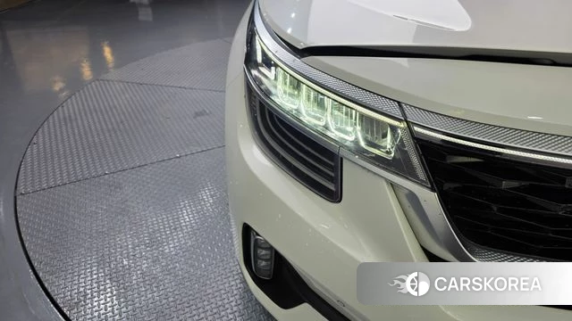 Kia Seltos id 4415439 из Кореи 14