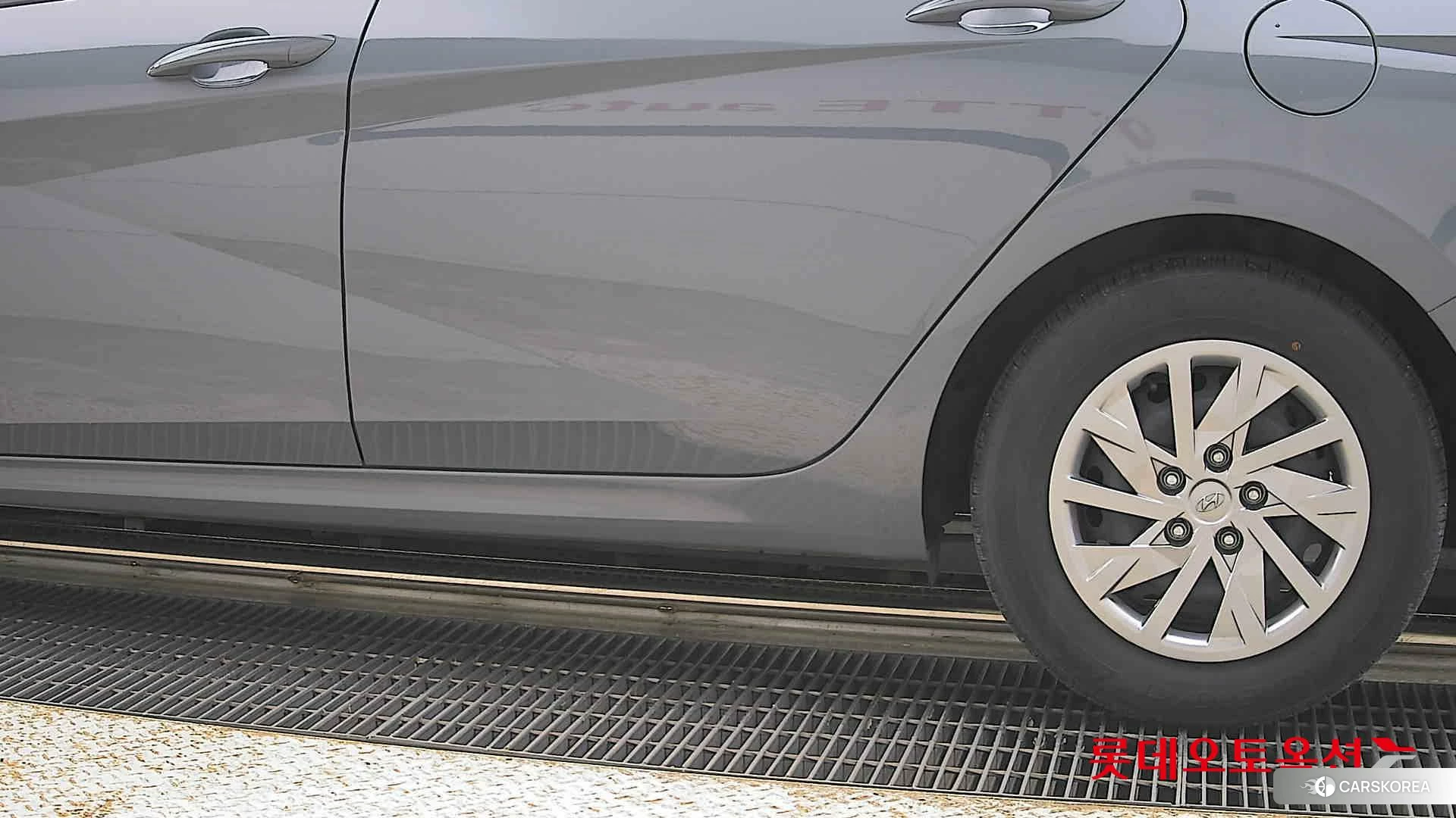 Hyundai Avante id 4289310 из Кореи 14