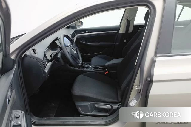 Volkswagen Bora id 4210717 из Китая 14