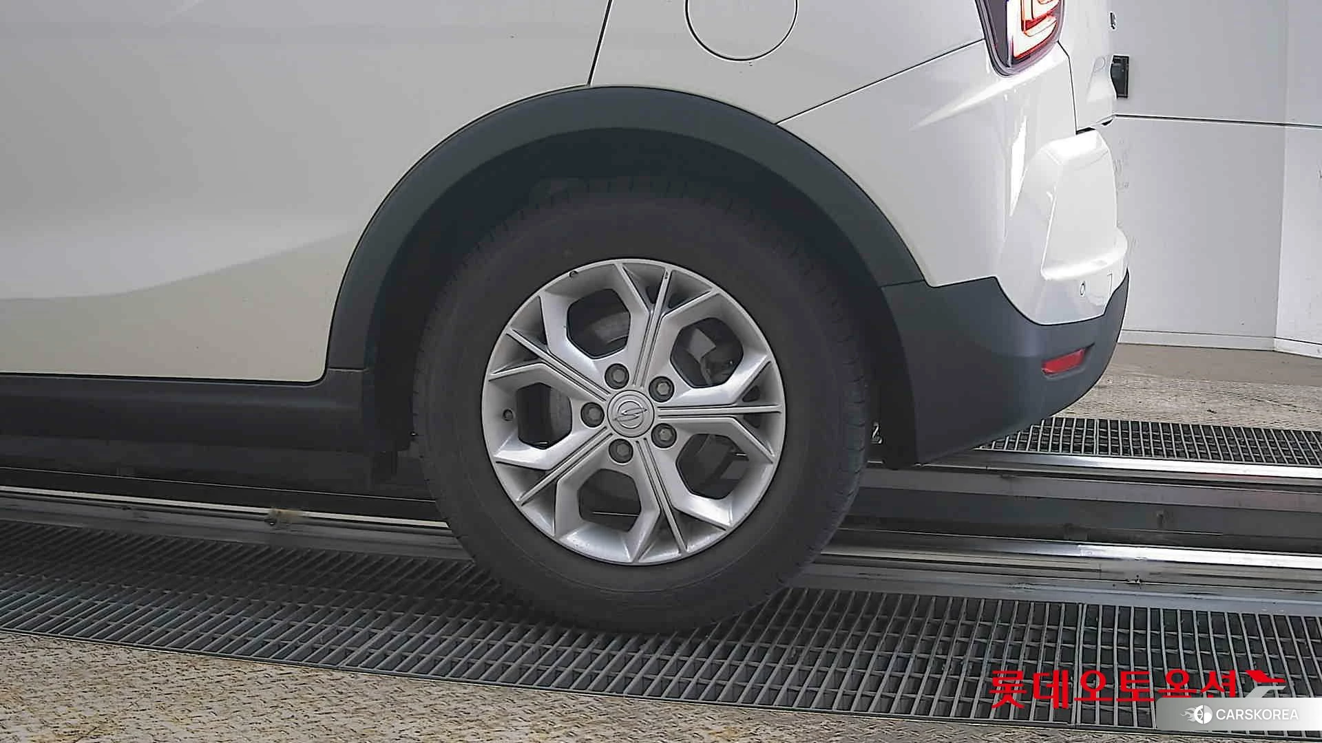 SsangYong Tivoli id 3869457 из Кореи 14