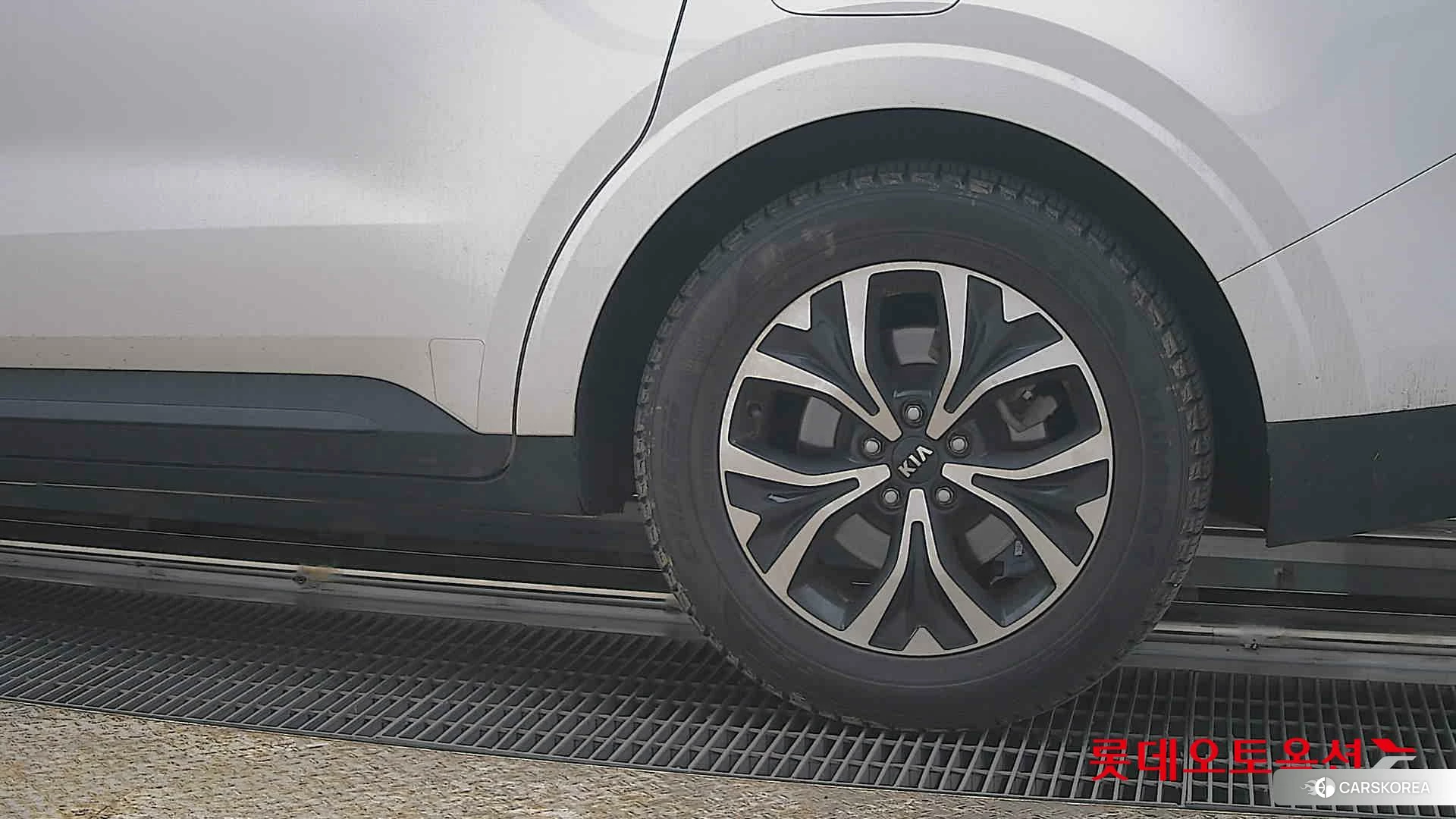 Kia Carnival id 3869430 из Кореи 14