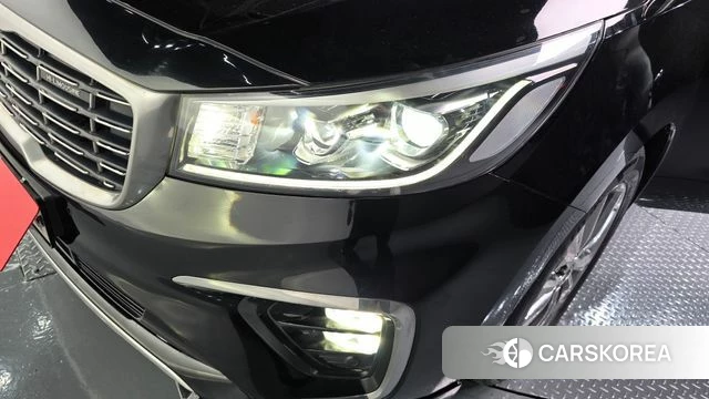 Kia The New Carnival id 4410457 из Кореи 14