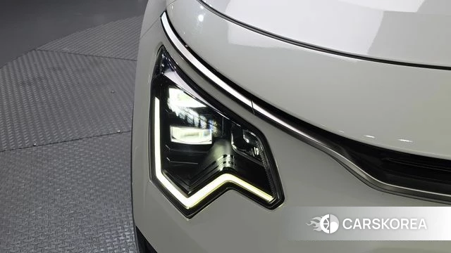 Kia Di Ol Nu Niro id 4566066 из Кореи 14