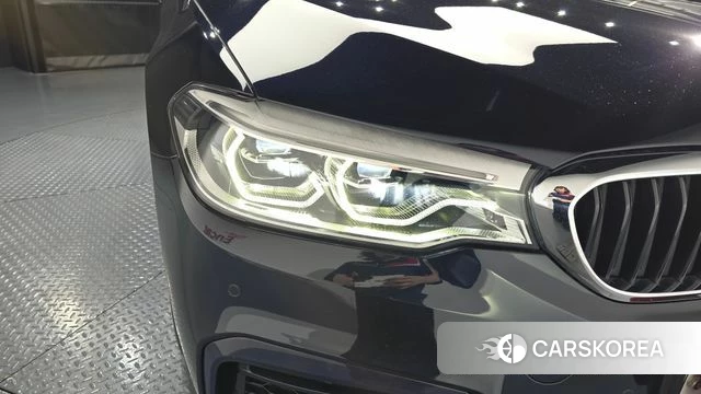 BMW 5 Series (G30) id 4397835 из Кореи 14