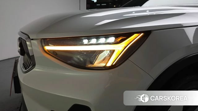 Volvo XC40 id 4480719 из Кореи 14