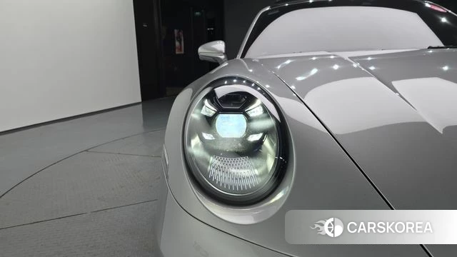 Porsche 911(992) id 4700828 из Кореи 14