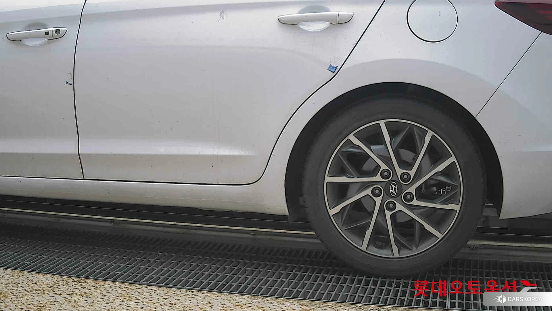 Hyundai Avante id 4347274 из Кореи 14
