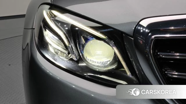 Mercedes-Benz E-Class W213 id 4483384 из Кореи 14