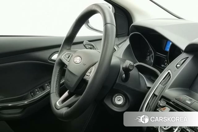 Ford Fox id 3857288 из Китая 14