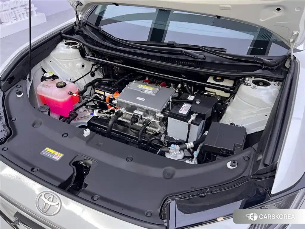 Toyota bZ5 id 4680505 из Китая 14