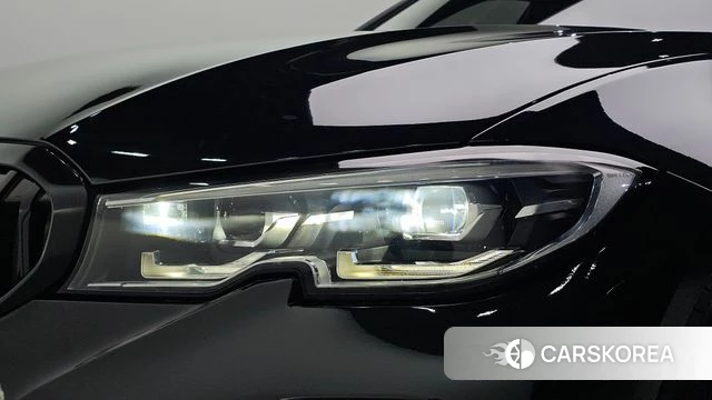 BMW 3 Series (G20) id 4470746 из Кореи 14