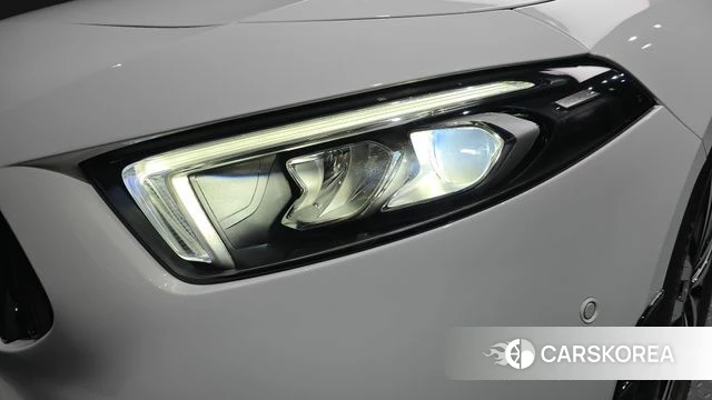 Mercedes-Benz A-Class W177 id 4389429 из Кореи 14