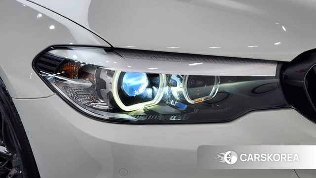 BMW 5 Series (G30) id 4785699 из Кореи 14