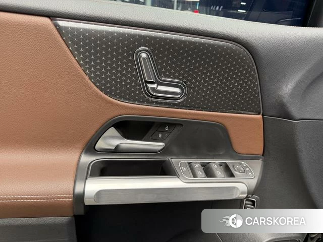 Mercedes-Benz GLB id 4271370 из Китая 14