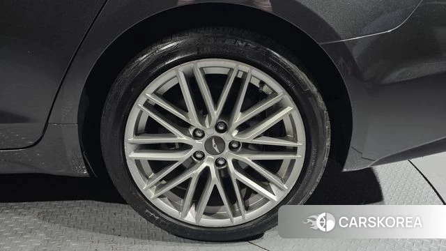 Genesis G70 id 4614975 из Кореи 13
