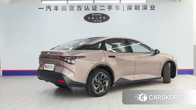 Toyota bZ3 id 4359240 из Китая 14