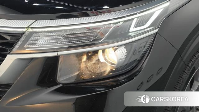 Kia Seltos id 4676955 из Кореи 14