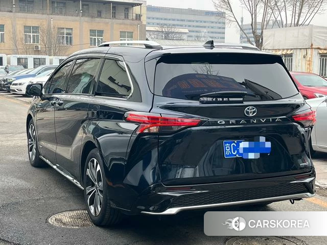 Toyota Grevia id 4258213 из Китая 14