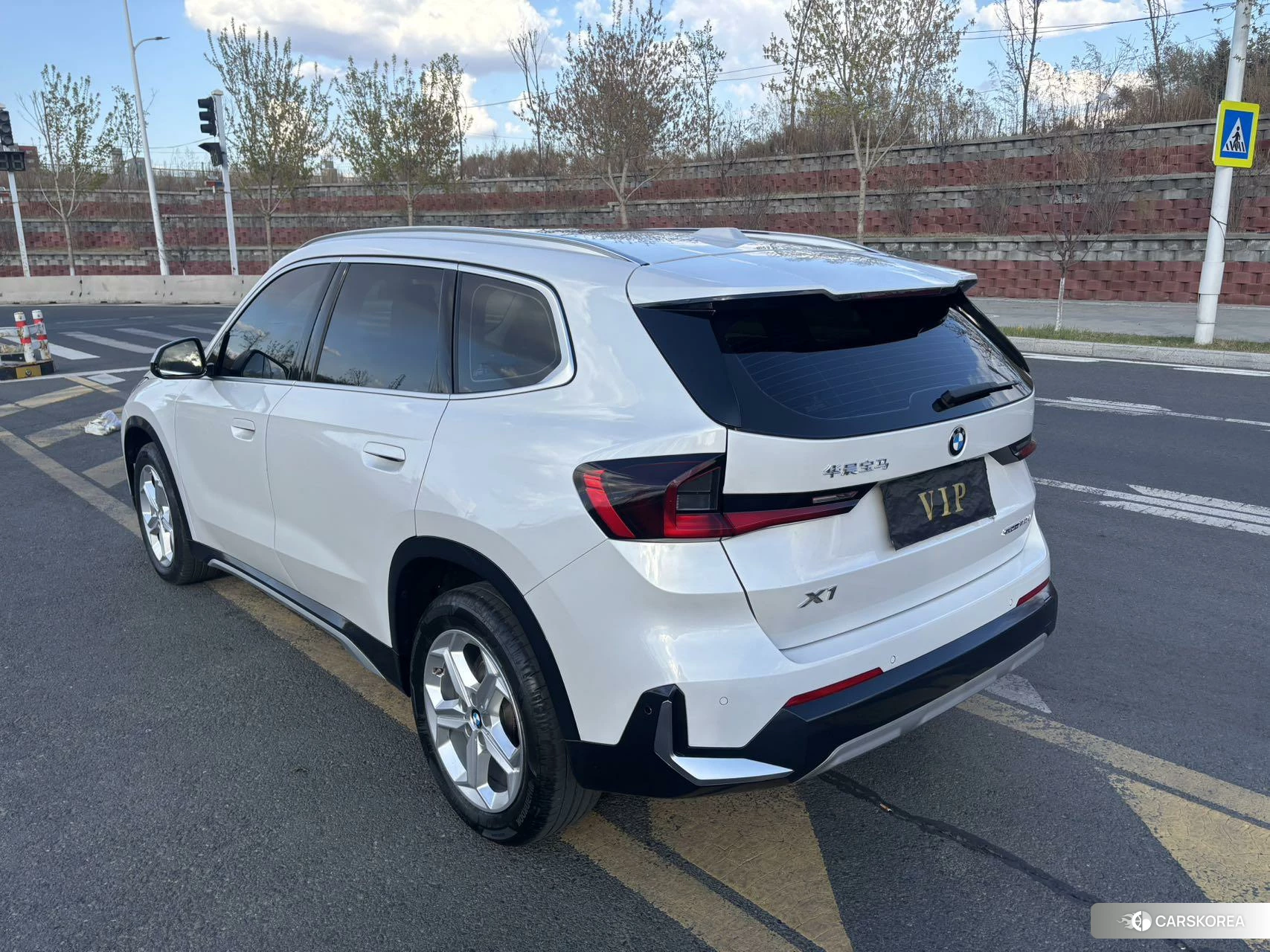 BMW X1 id 4420814 из Китая 14