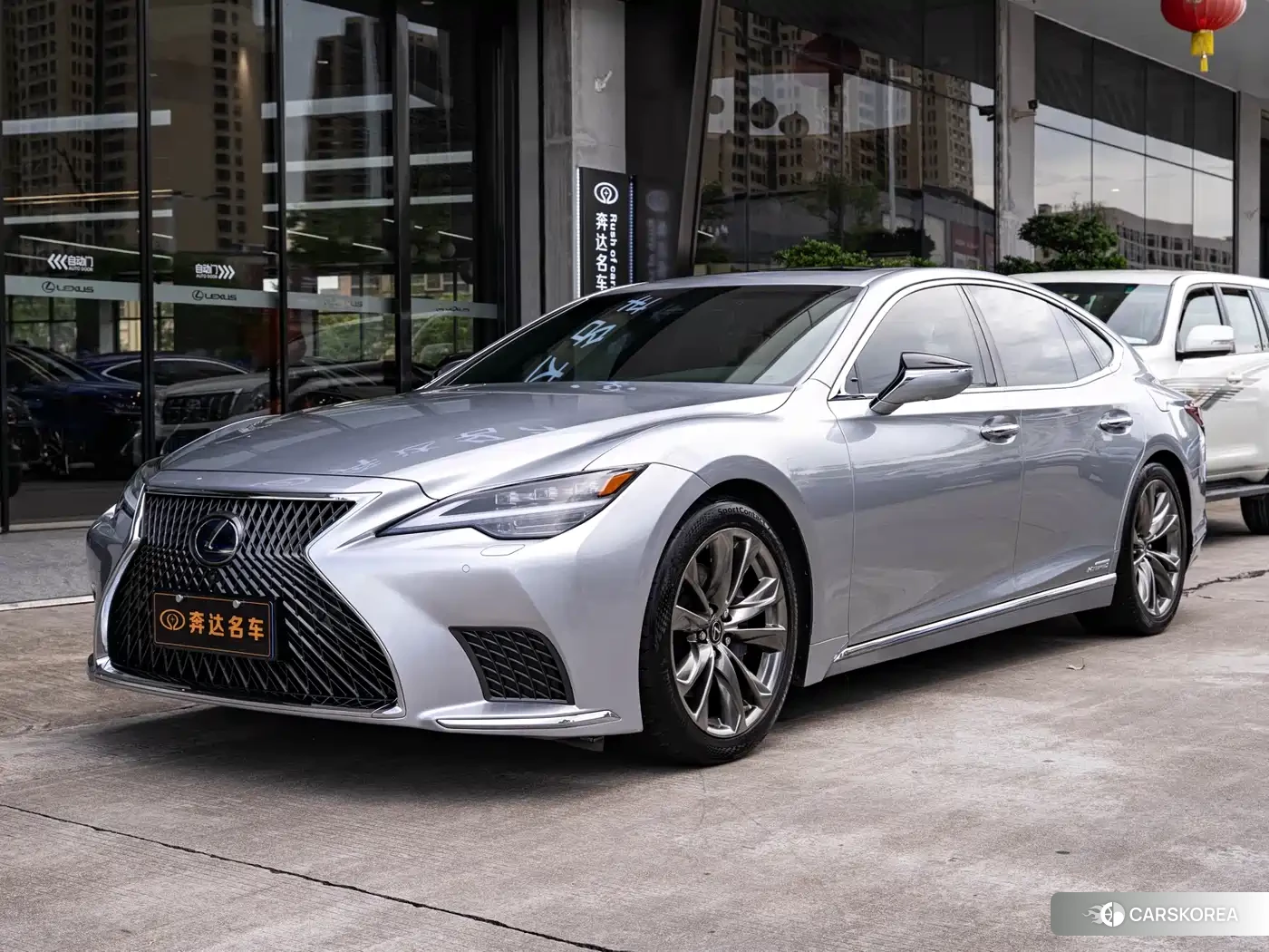 Lexus LS id 4622730 из Китая 14