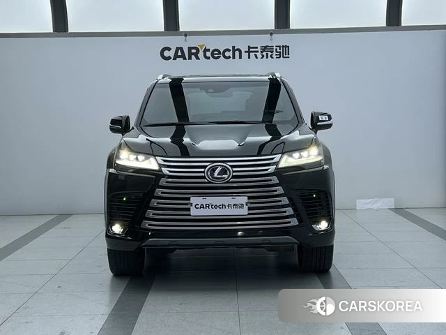 Lexus LX id 4258815 из Китая 14