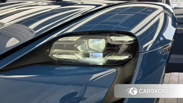 Porsche Taycan id 4464479 из Кореи 14