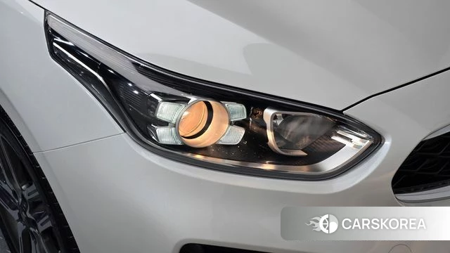 Kia Come New K3 id 4632209 из Кореи 14