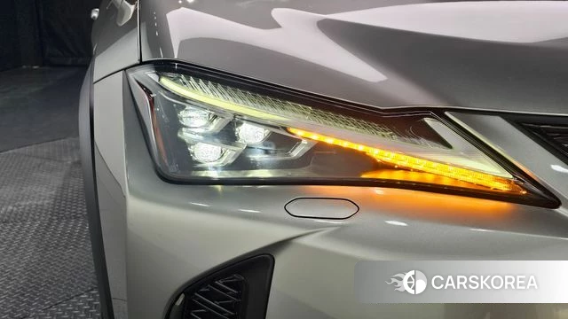 Lexus UX250h id 4780011 из Кореи 14