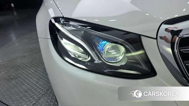 Mercedes-Benz E-Class W213 id 4530834 из Кореи 14