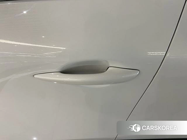 Mazda CX-30 id 4276028 из Китая 14
