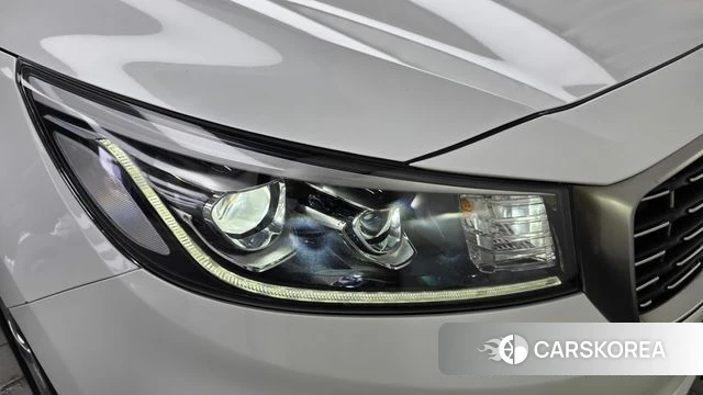 Kia The New Carnival id 4728033 из Кореи 14