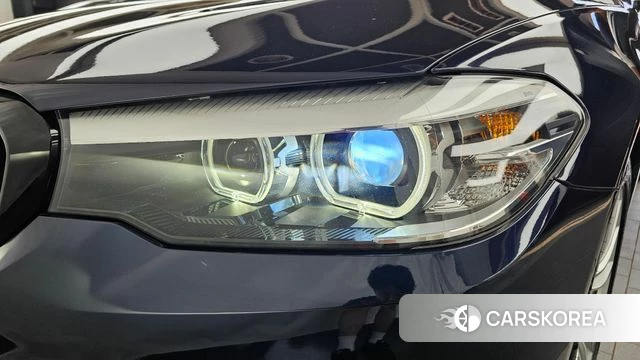 BMW 5 Series (G30) id 4785403 из Кореи 14