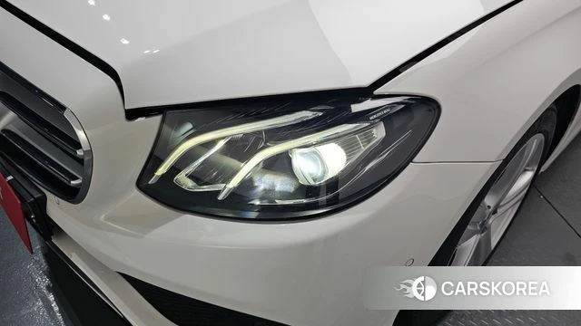 Mercedes-Benz E-Class W213 id 4411409 из Кореи 14