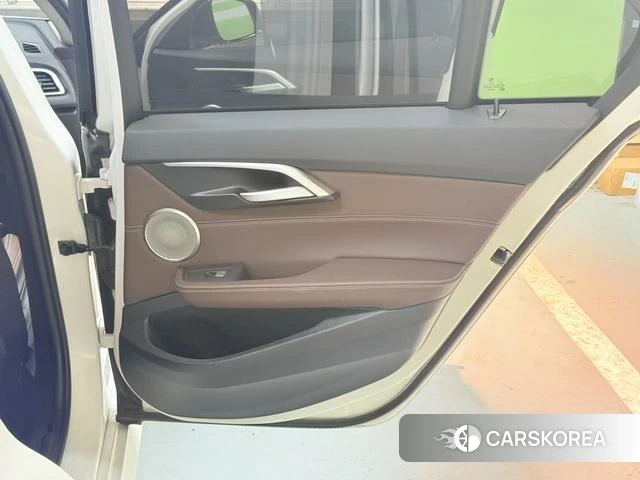 BMW 1 series id 4298110 из Китая 14