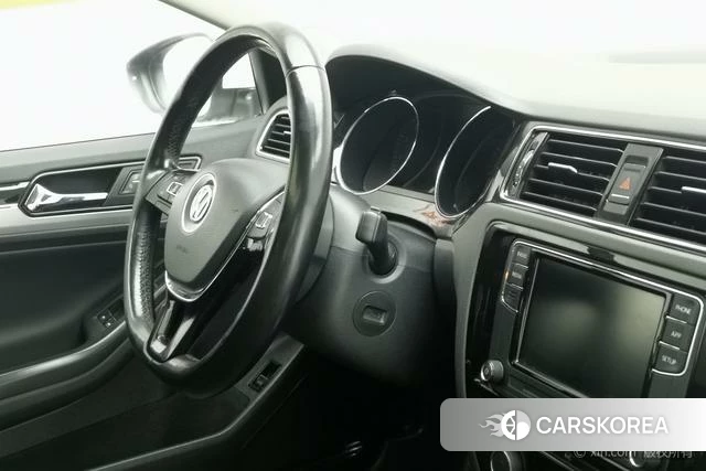 Volkswagen Sagitar id 4211238 из Китая 14