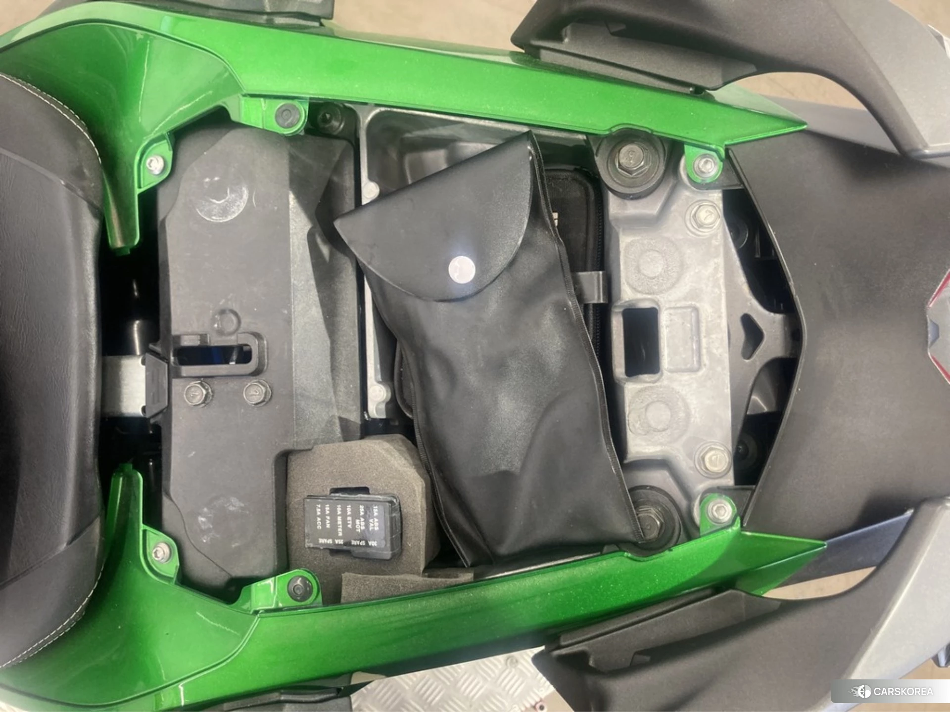 Kawasaki NINJA H2 SX SE id 4373852 из Японии 14