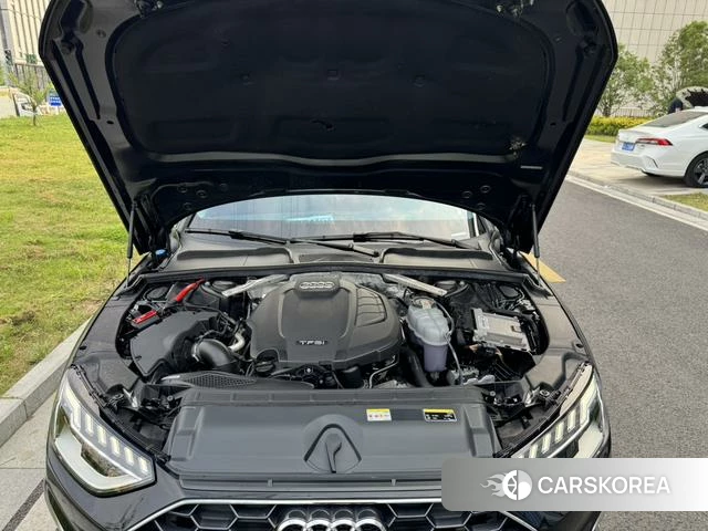 Audi A4L id 4313859 из Китая 14