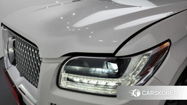 Lincoln Navigator 4th generation id 4344490 из Кореи 14