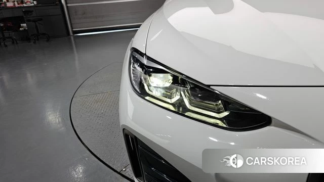 BMW i4 id 4898408 из Кореи 14