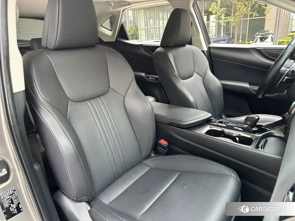 Lexus NX id 4680739 из Китая 14